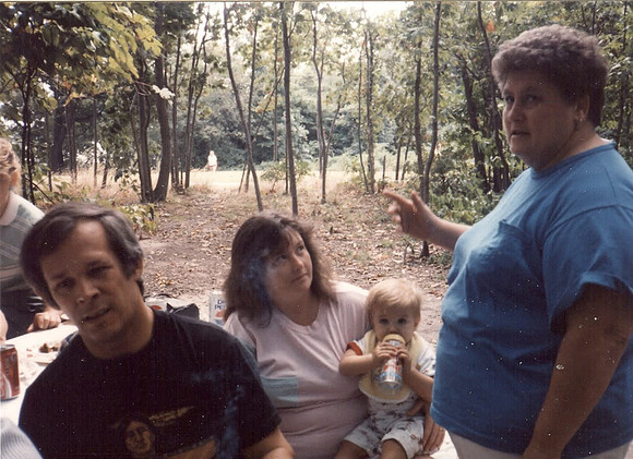 Family Reunion 1990 Joyce, Paula, Paul and little John