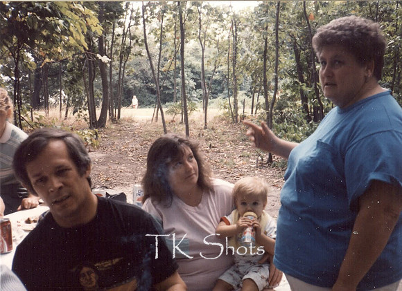 Family Reunion 1990 Joyce, Paula, Paul and little John