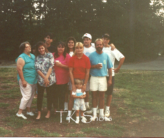 Family Reunion 1991 Alice and family