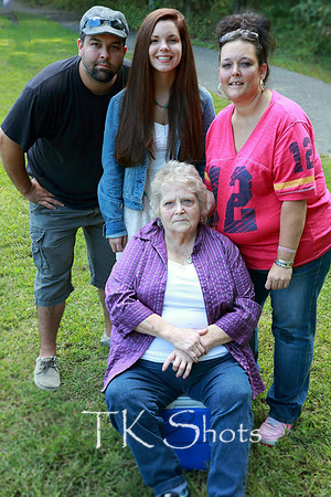 Family Reunion 2012 Alice, Rhonda, Jimmy, Taylor