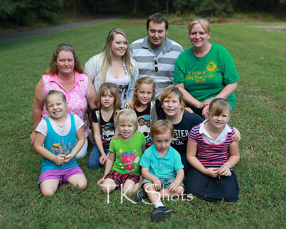 Family Reunion 2012 Paula, Kristin, Sean, Amanda, Tori, Sky, Sunny, Star, Abby, Karla and Gabe
