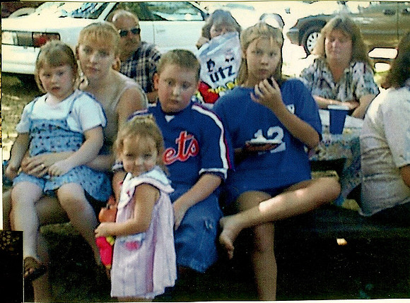 Family Reunion Sean, Amanda, Kristin, Cheyanne, Bobby and Paula