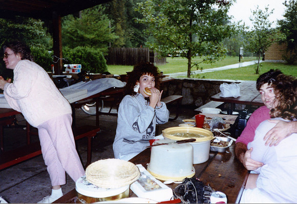 Family Reunion 1989 Rhonda, Betty, John and Diane