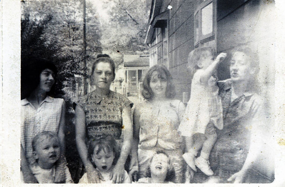 Betty, Pat, Terrie, Pam, Evelyn, Shirley and  ??? 2 kids